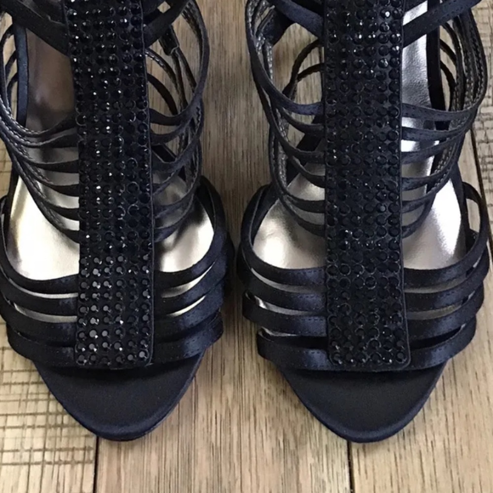 BCBG Maxazria Size 6 Black Strappy Sparkly Sexy Slingbacks Stiletto Heels $225